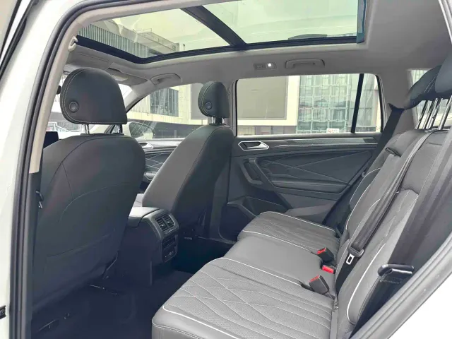 Volkswagen Tiguan L — Фото автомобиля 6