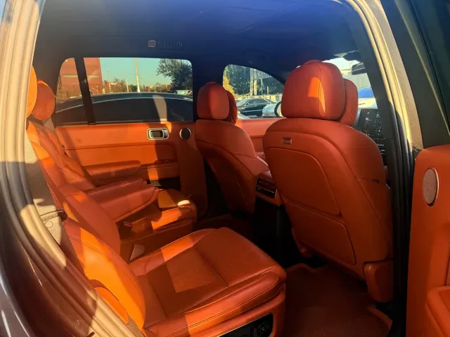 Li Auto L9 — Фото автомобиля 6