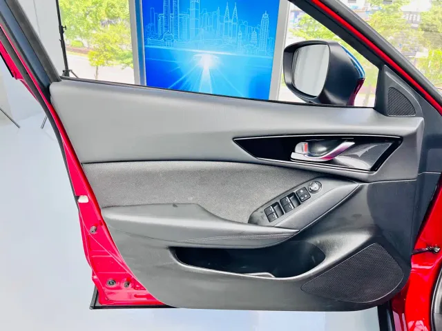 Mazda CX-4 — Фото автомобиля 9