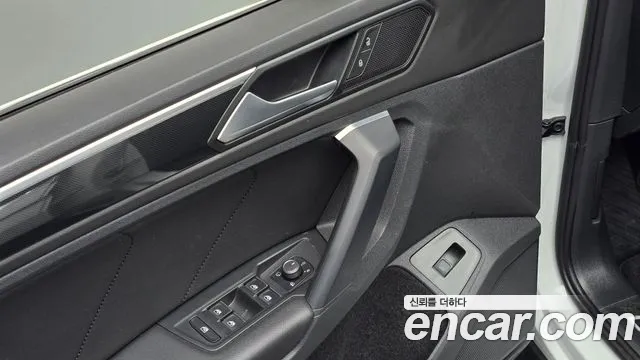 Volkswagen Tiguan Tiguan 2 поколение 2.0 TDI Prestige — Фото автомобиля 20