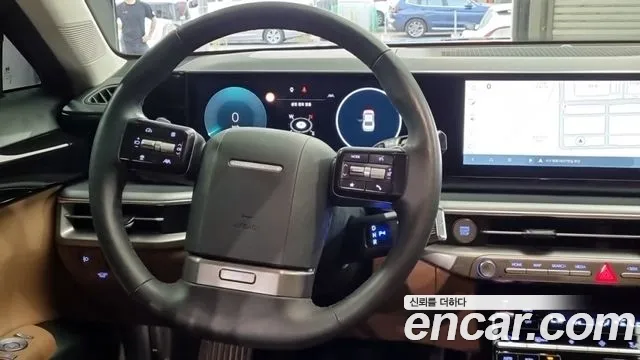 Hyundai Grandeur Grandeur (GN7) 2.5 Бензин 2WD — Фото автомобиля 13