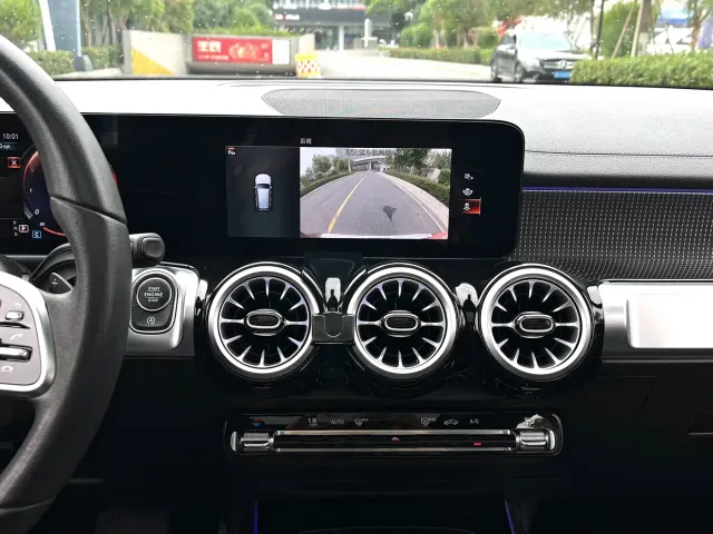 Mercedes-Benz GLB-Class — Фото автомобиля 16