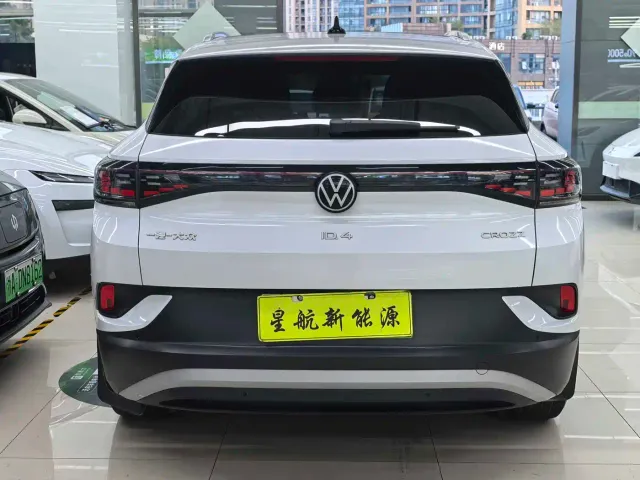 Volkswagen ID.4 Crozz — Фото автомобиля 4