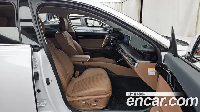Hyundai Grandeur GN7 — Фото автомобиля 17