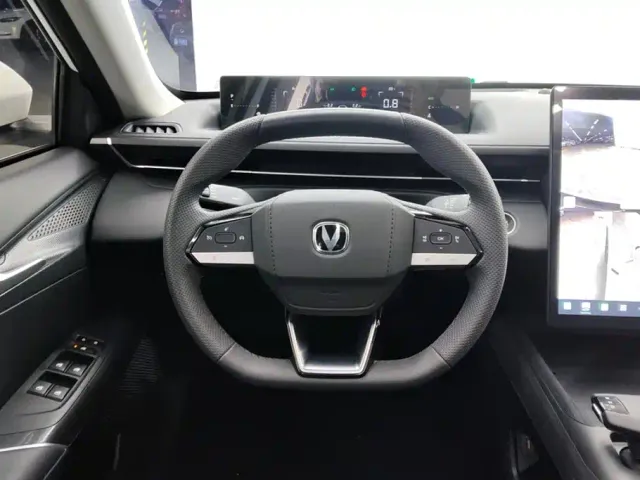Changan Eado — Фото автомобиля 15