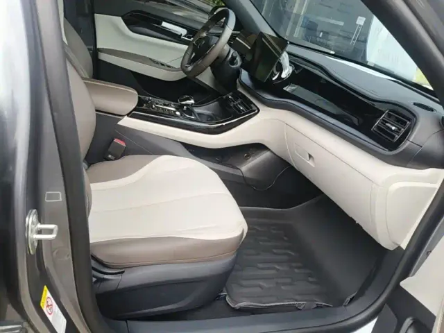 BYD Qin PLUS — Фото автомобиля 24