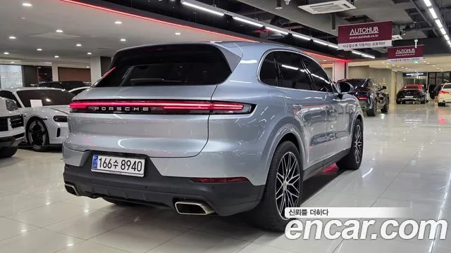 Porsche Cayenne — Фото автомобиля 5