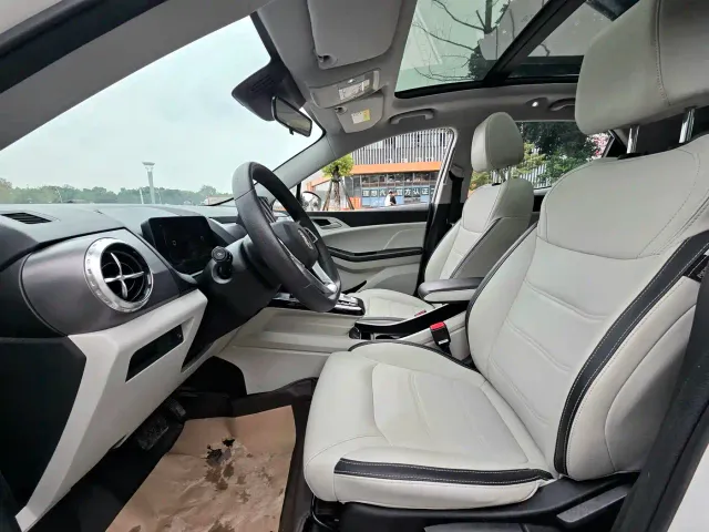 BYD Yuan Pro — Фото автомобиля 10