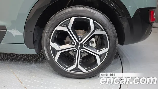 Kia Niro The All New Niro Signature — Фото автомобиля 21
