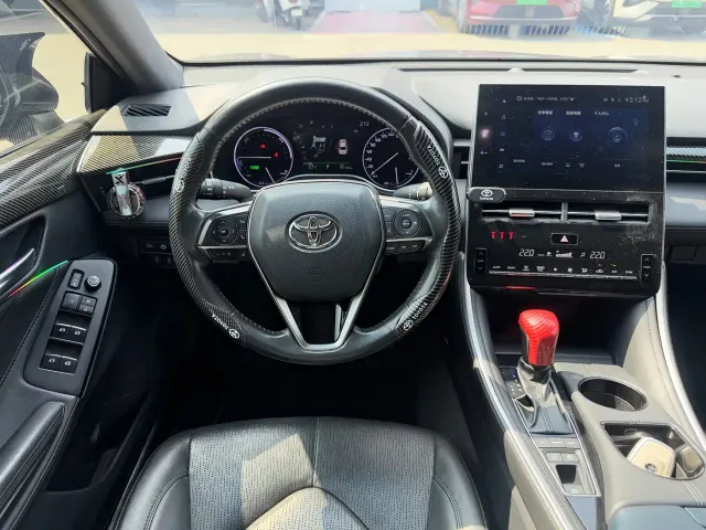 Toyota Avalon — Фото автомобиля 7