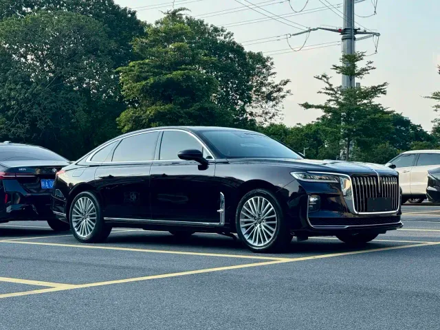 Hongqi H9 — Фото автомобиля 4