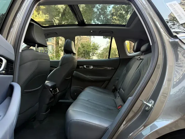 Geely Galaxy E5 — Фото автомобиля 12