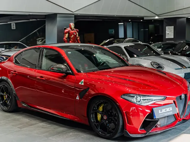 Alfa Romeo Giulia — Фото автомобиля 4