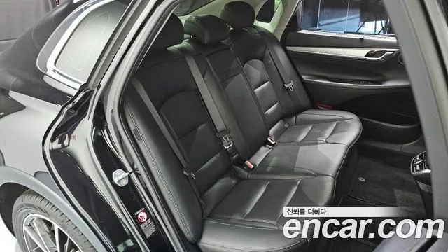 Hyundai Grandeur Grandeur (New) — Фото автомобиля 16