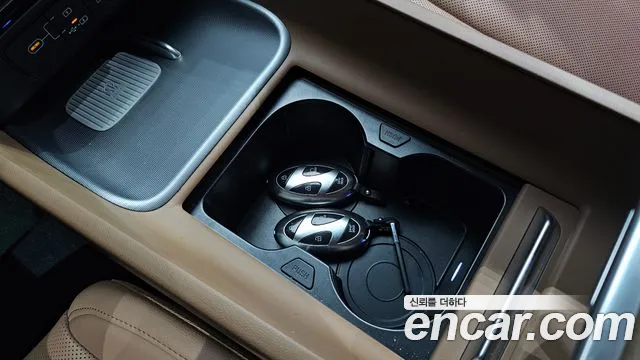 Hyundai Grandeur GN7 — Фото автомобиля 16