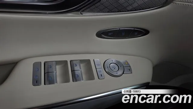 Genesis GV70 Electrified GV70 — Фото автомобиля 30