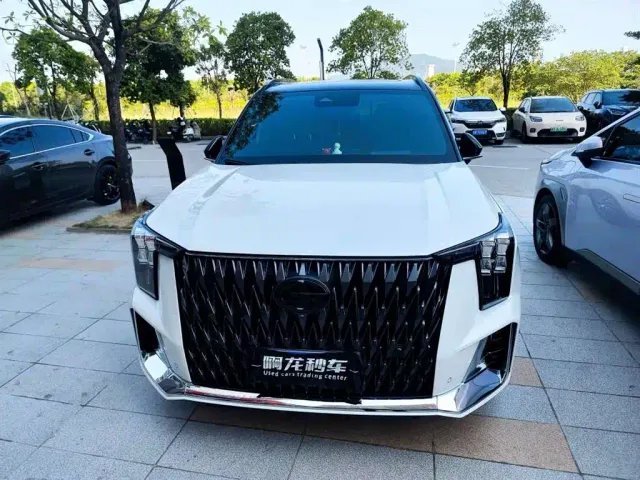 GAC Trumpchi GS8 — Фото автомобиля 3