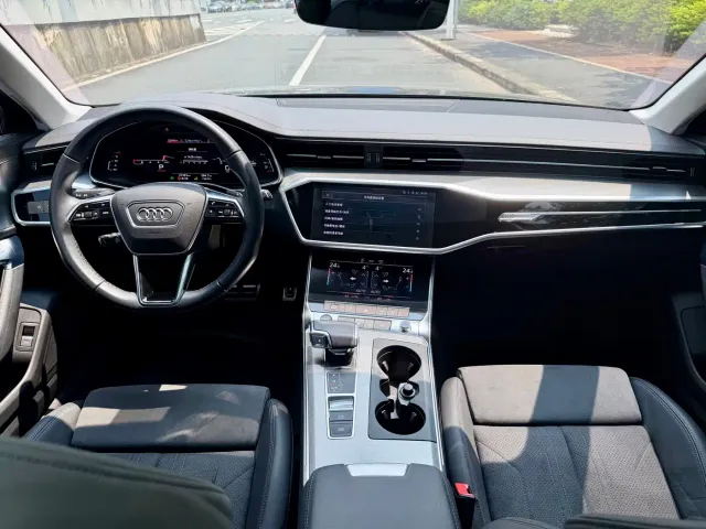 Audi A6 — Фото автомобиля 24