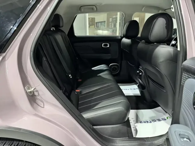 GAC AION UT super — Фото автомобиля 17