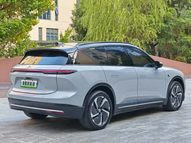 Nio ES6 — Фото автомобиля 4