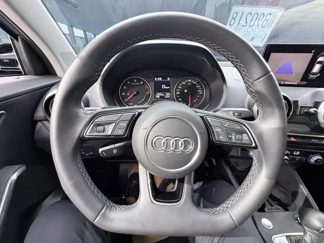 Audi Q2L — Фото автомобиля 12