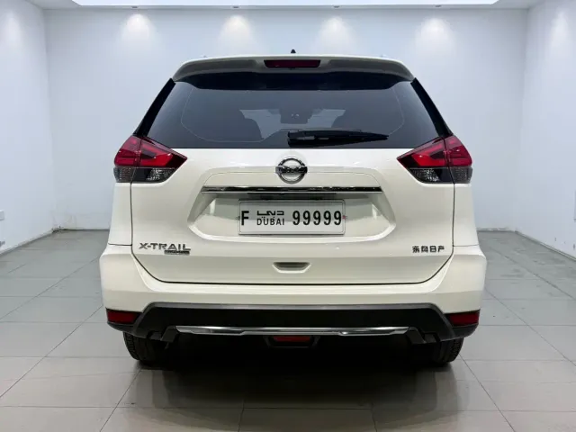 Nissan X-Trail — Фото автомобиля 5