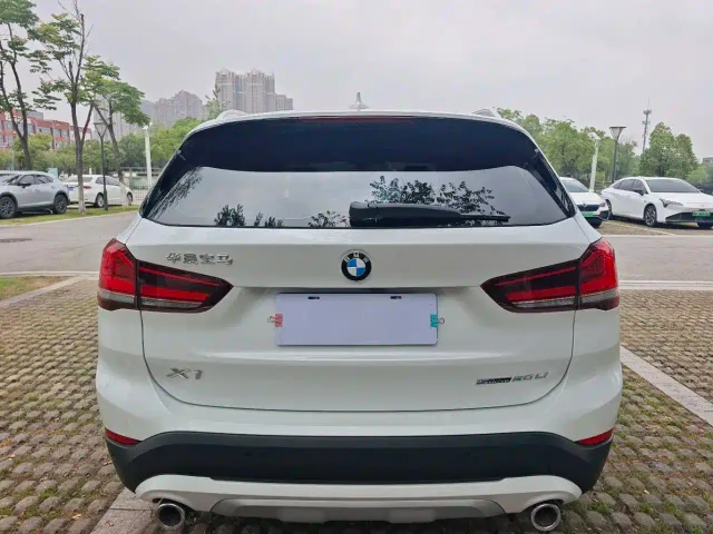 BMW X1 — Фото автомобиля 4