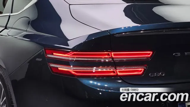 Genesis G80 Бензин 2.5 турбо AWD — Фото автомобиля 20