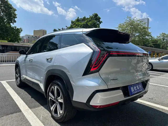 Geely Boyue L — Фото автомобиля 4