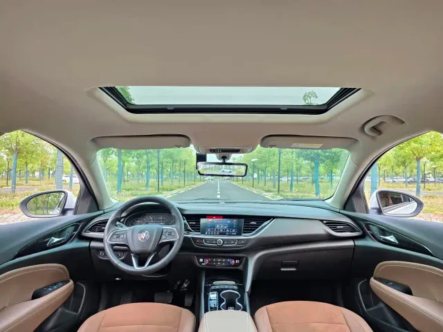 Buick Regal — Фото автомобиля 16