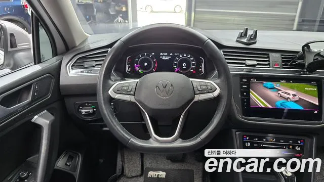 Volkswagen Tiguan — Фото автомобиля 13