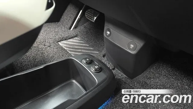 Kia EV6 — Фото автомобиля 25