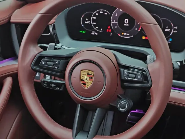 Porsche Panamera — Фото автомобиля 6