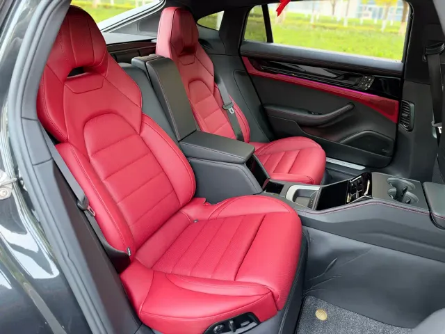 Porsche Panamera — Фото автомобиля 6