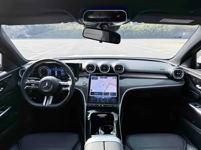Mercedes-Benz C-Class — Фото автомобиля 3