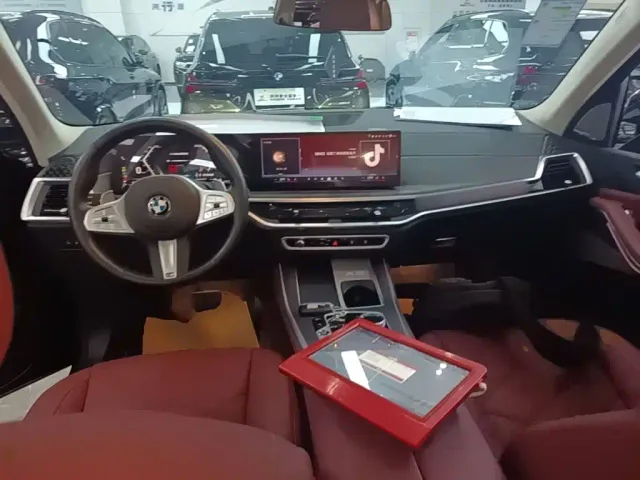 BMW X5 — Фото автомобиля 9