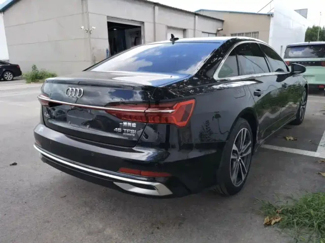 Audi A6L — Фото автомобиля 6