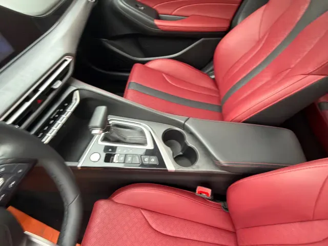 Changan Eado — Фото автомобиля 7