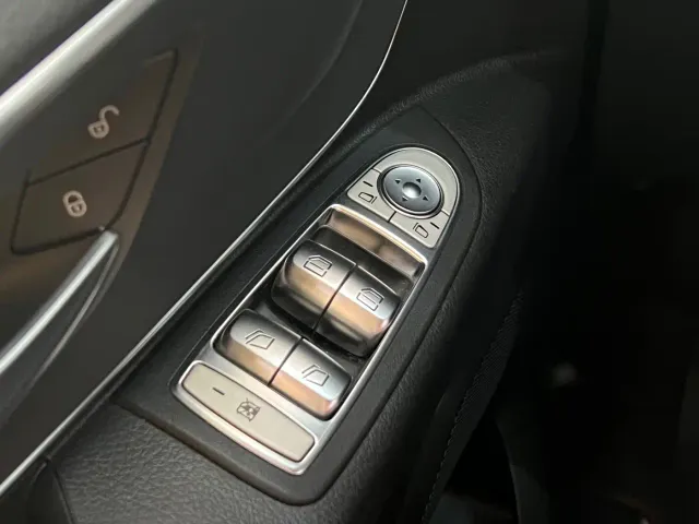 Mercedes-Benz Vito — Фото автомобиля 14