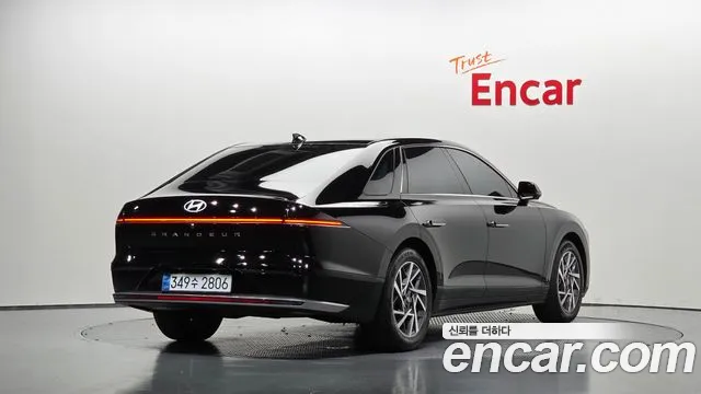 Фотография автомобиля — Hyundai Grandeur Grandeur (GN7) 2.5 Бензин 2WD