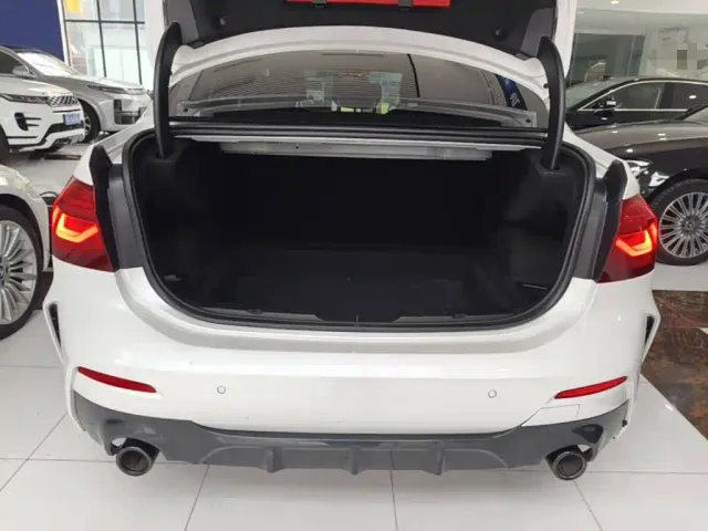 BMW 1 Series — Фото автомобиля 18