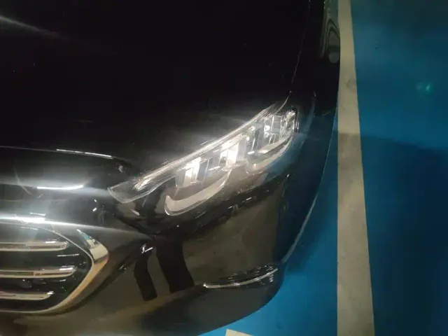 Mercedes-Benz E-Class — Фото автомобиля 5