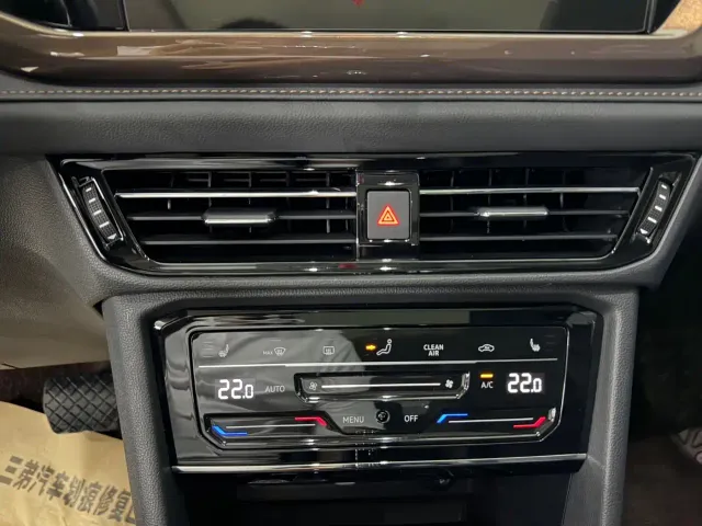 Volkswagen Tharu — Фото автомобиля 9