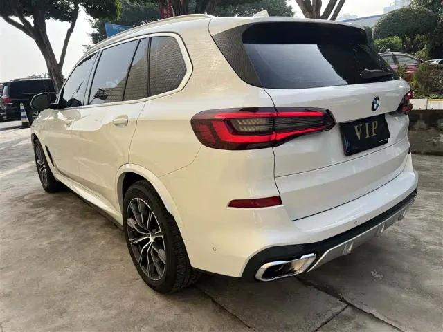 BMW X5 — Фото автомобиля 7