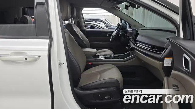 Kia Carnival 4th Gen — Фото автомобиля 16