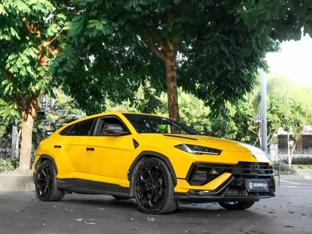 Lamborghini Urus — Фото автомобиля 6