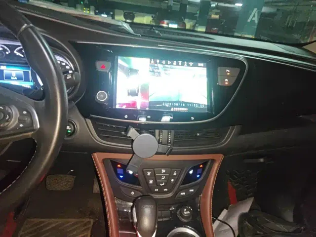 Buick Envision Plus 2021 532T FWD Elite Trim — Фото автомобиля 16