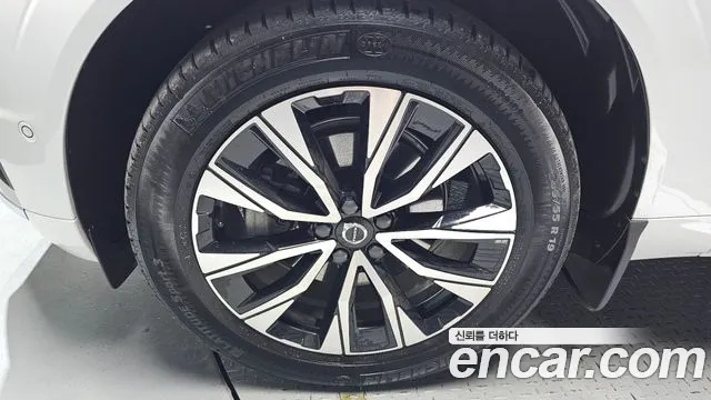 Volvo XC60 2nd Gen — Фото автомобиля 5