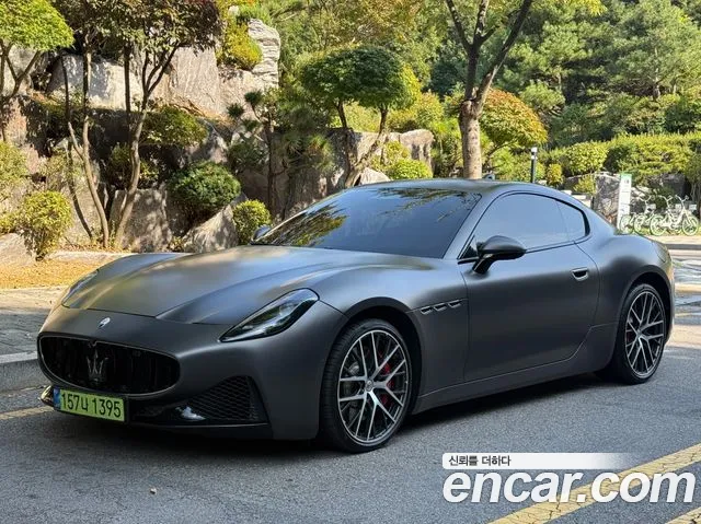 Фотография автомобиля — Maserati GranTurismo 2nd Gen