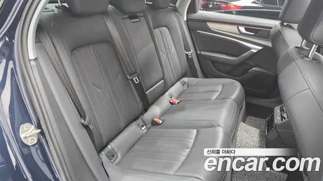 Audi A6 — Фото автомобиля 12